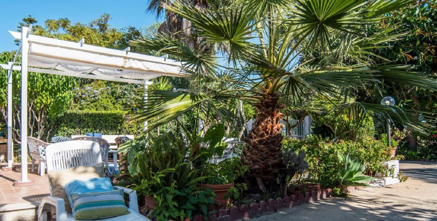 Romantic House Terrazza Vista Mare Santa Maria Del Focallo Exterior photo